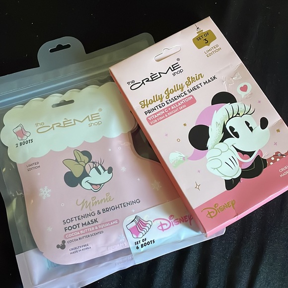💕The Crème Shop x Minnie Mouse Set💕 - Picture 4 of 8
